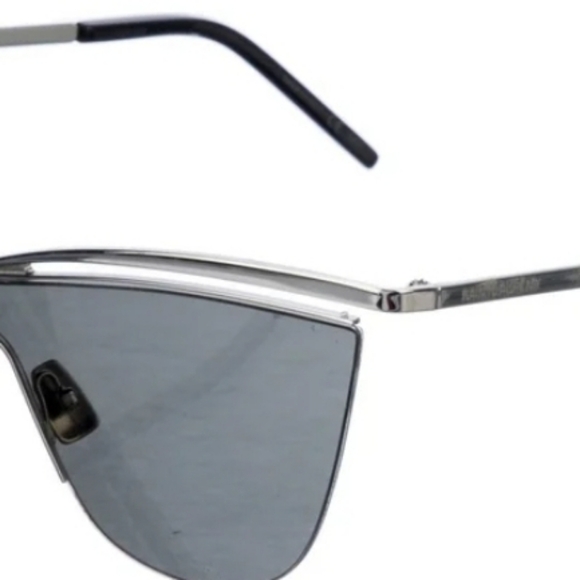 Flash Sale! Saint Laurent Cat-Eye Tinted  Sunglasses Silver AUTHENTICATED +Case main image 6